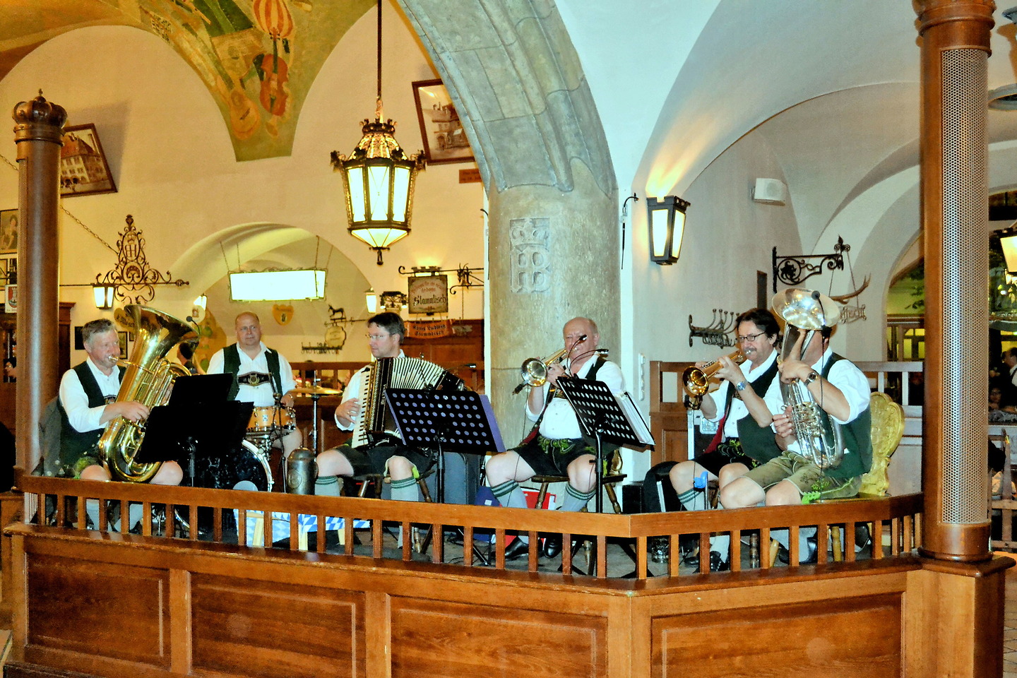 Hofbrau Haus band.